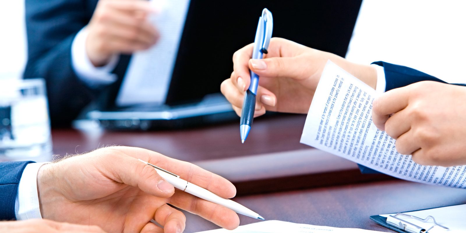 asesoria laboral en Valencia - negociaciones sobre el contrato