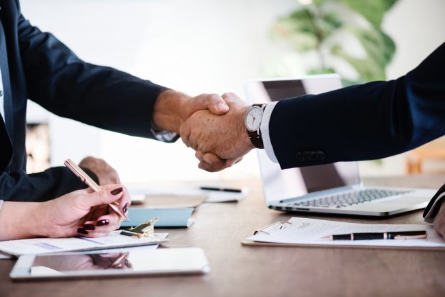 Abogado laboralista en Valencia - trato