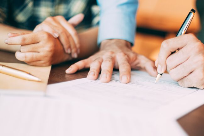 Asesoría para PYMEs en Valencia - Papeles