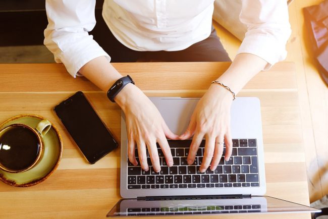 Certificado Digital para empresas en Valencia - ordenador