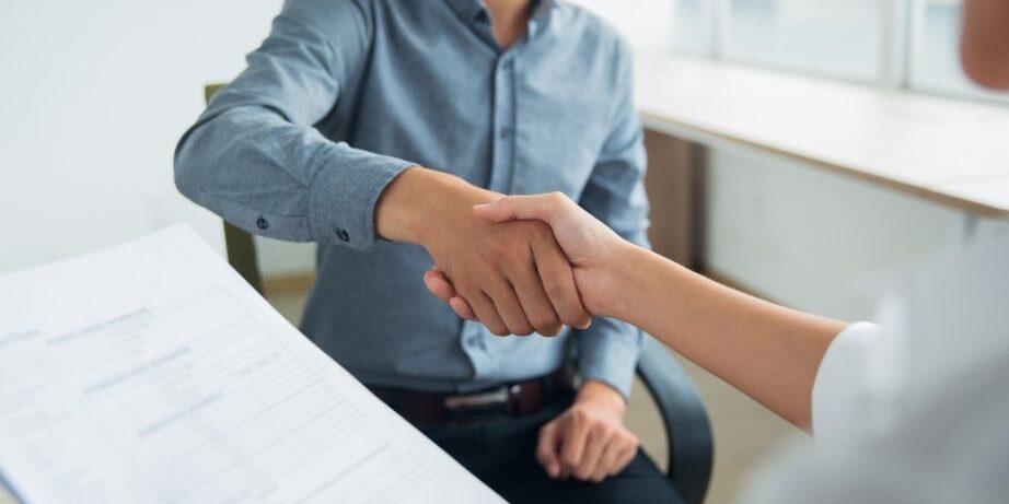 Asesoría para autónomos en Valencia . apretón